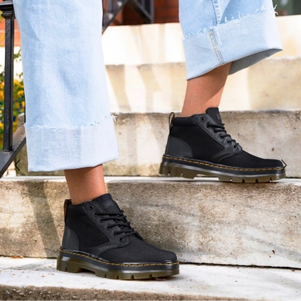 DR. MARTENS Boots Chukka Bonny Lace Up 9 Black